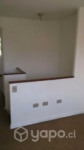 Se Arrienda Casa con Giro Comercial
