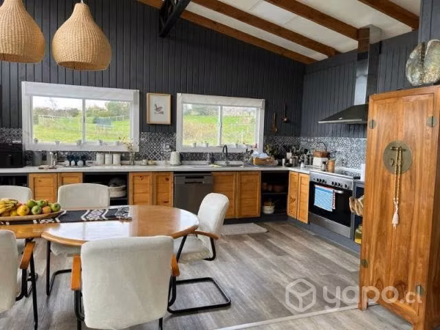 Casa en venta de 4 dorm. …