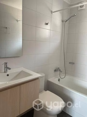 Vendo casa 2 pisos Hacienda Esmeralda