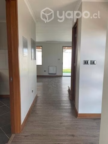 Vendo casa 2 pisos Hacienda Esmeralda