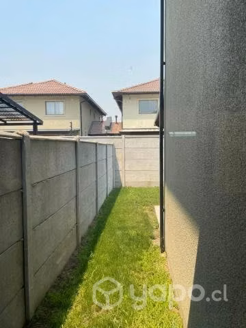 Arriendo excelente casa Hacienda Esmeralda