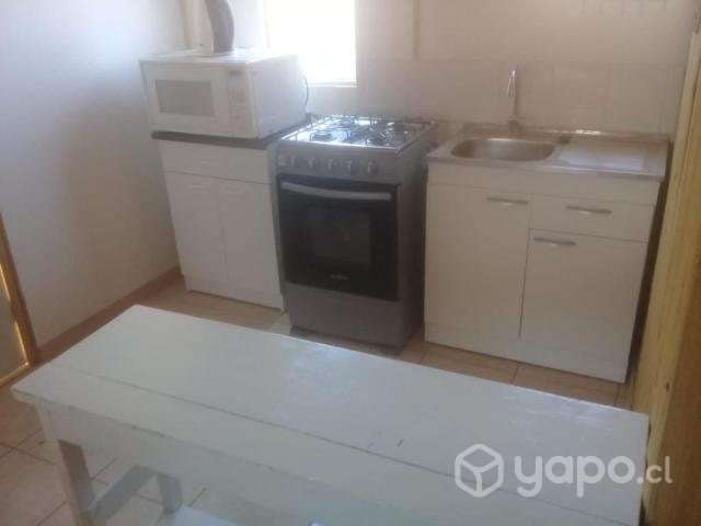Arriendo casa interior persona sola - Imagen 4