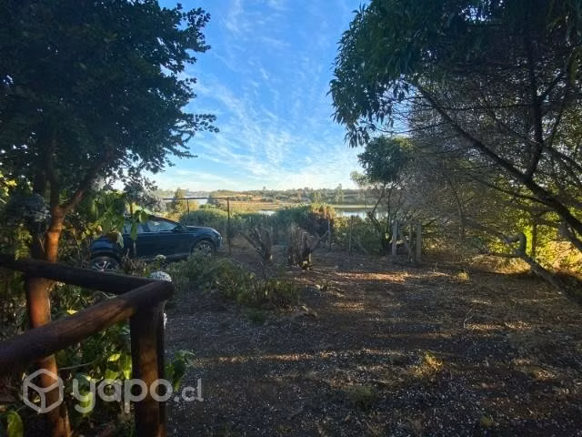 Venta de terreno de 1 hectarea con cabaña y vista