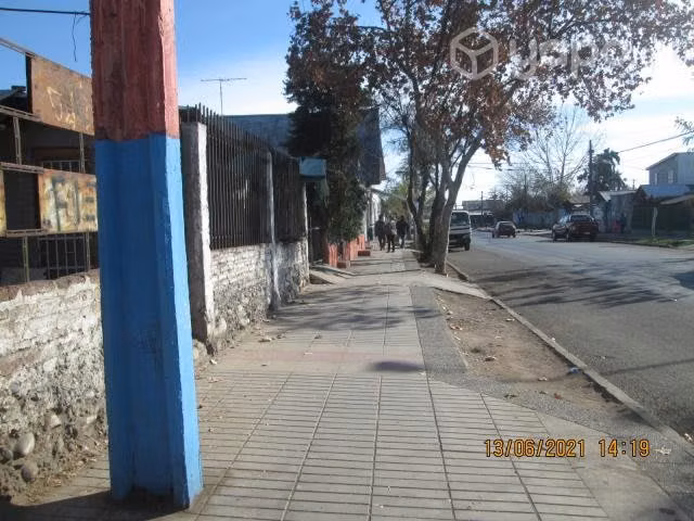 Gran terreno a pasos de futura estacion Observator