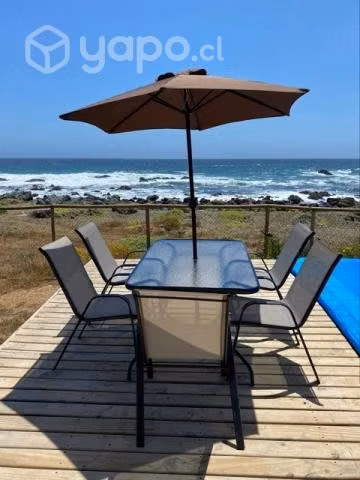 Hermosa Cabaña Frente al Mar, Piscina, 9 personas