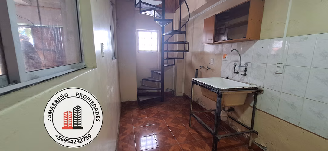 Casa 4D/3B/1E Calle Baquedano 193 m² - Imagen 2