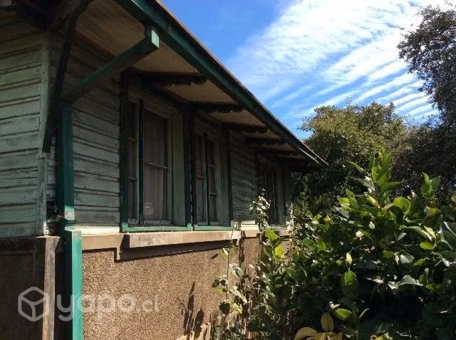 Casa con galpón