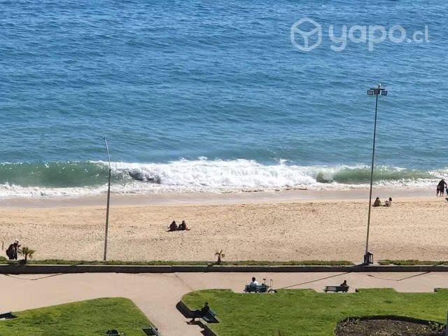 Hermosa Vista Frente Al Mar Lado Playas Casino Est
