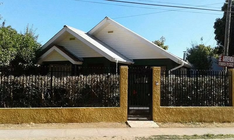 Casa cerca de la playa de dichato