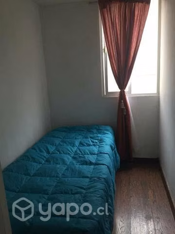 Arriendo Departamento semi amoblado