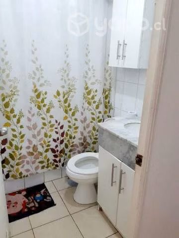 Arriendo Departamento semi amoblado