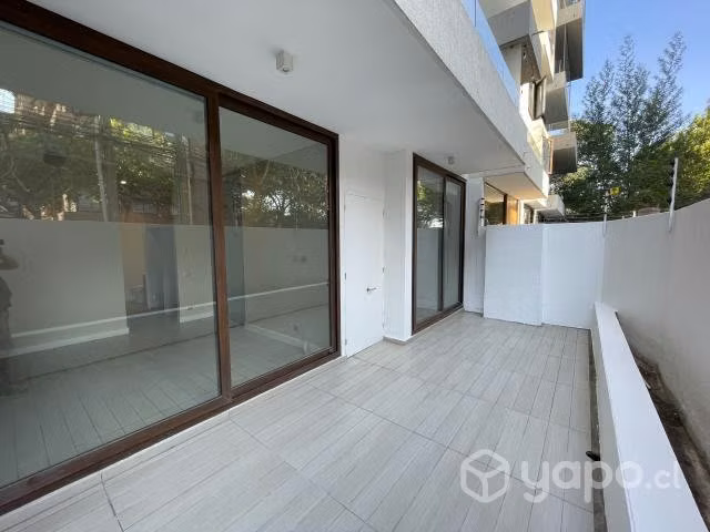 Depto Las Condes+Patio Privado+2 Estacionamientos