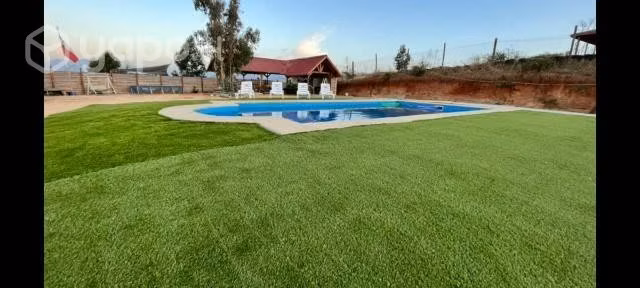 Arriendo piscina con quincho