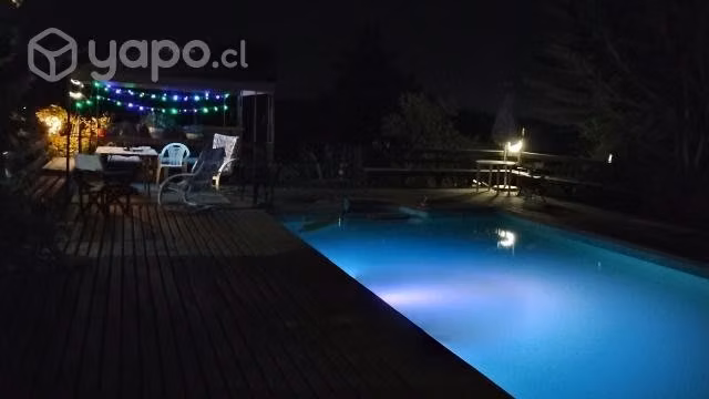 Arriendo Cabaña con Piscina en parcela de agrado