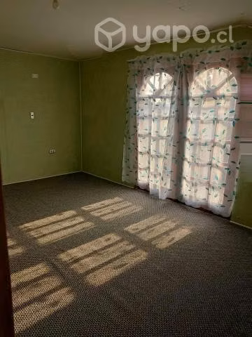 Vende Casa en Colina, 4 habitaciones, 2 baños