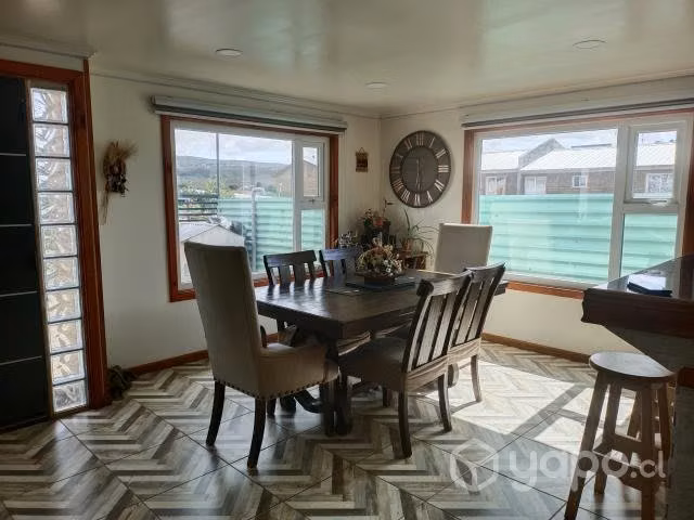 Vendo terreno con 2 casas