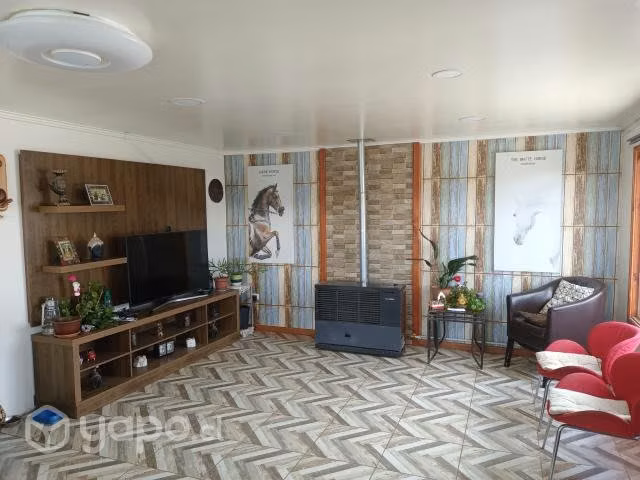 Vendo terreno con 2 casas