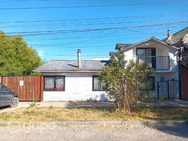 Sitio con Casa central en Villarrica, Chile