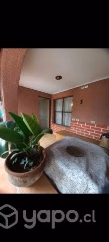 Casa de 290 m2, terreno de 800 m2,