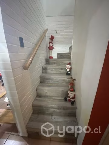 Se arrienda amplia casa barrio la farfana