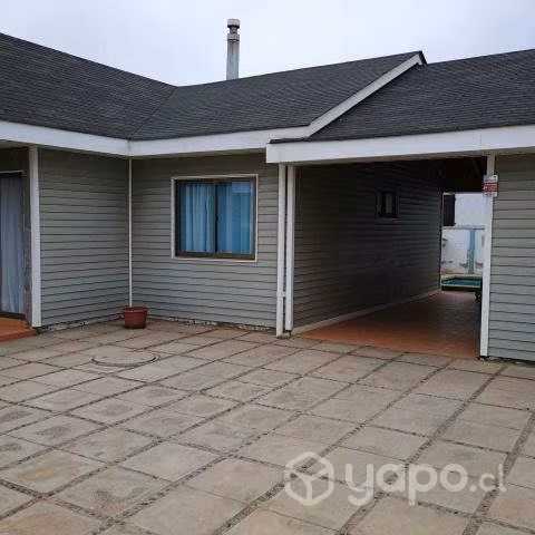 Se arrienda casa año corrido condominio algarrobo