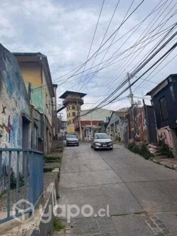 Se vende casa hermosa vista al puerto deValparaíso