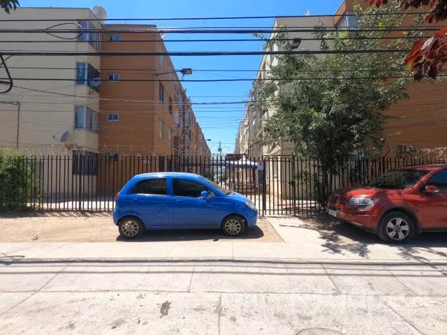 Dpto. amplio Condominio Juanita Aguirre acepto DS1