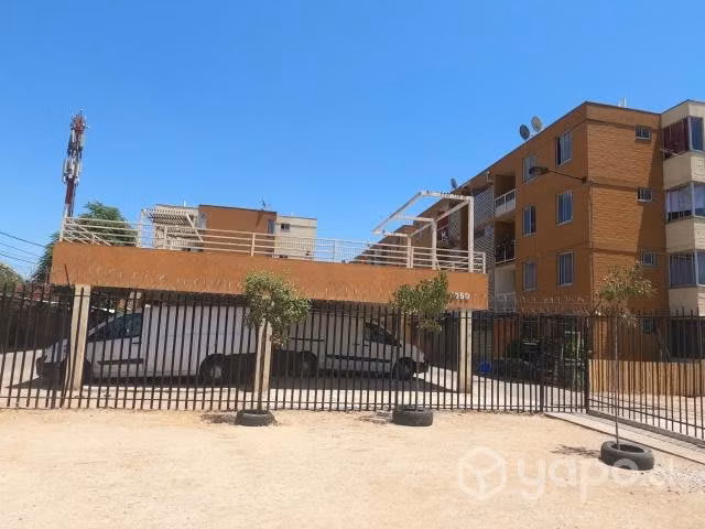 Dpto. amplio Condominio Juanita Aguirre acepto DS1