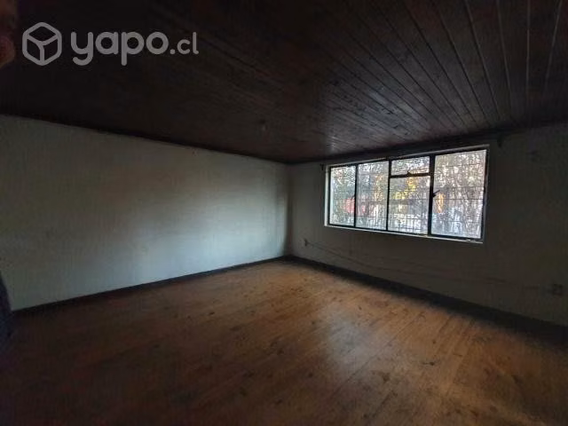 Amplia a pasos del centro de Fco de Mostazal