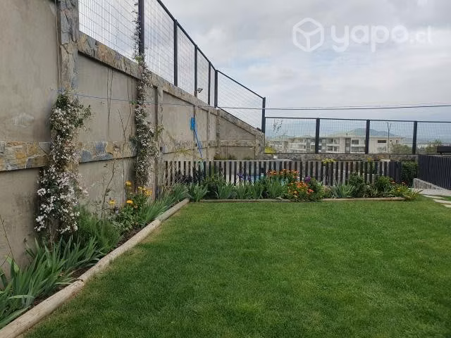Espectacular casa en condominio la reserva de tres