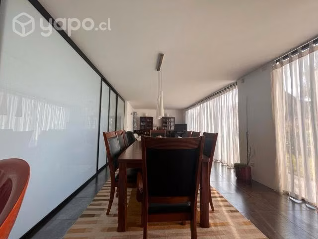 Amplia y Hermosa Casa en Lomas San Sebastián