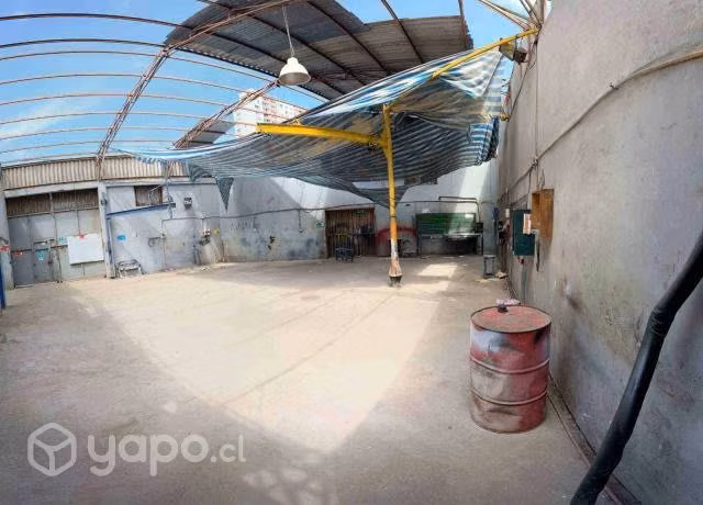 Galpón / Taller mecánico / Bodega / Local