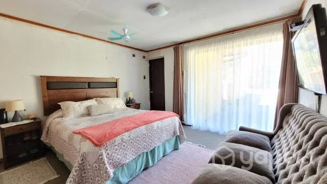 Se vende parcela con casa y piscina en San Rosendo