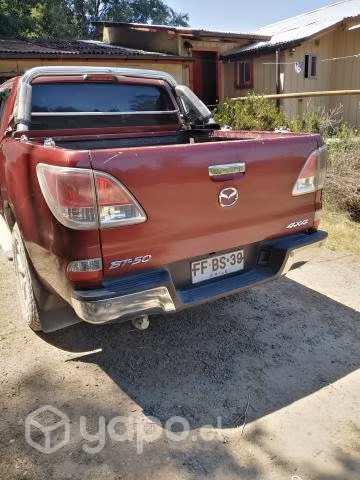 Mazda BT50 SDX Full 4x4 2.2 DIESEL Año 2013
