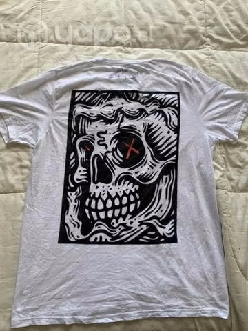 Polera blanca Beese