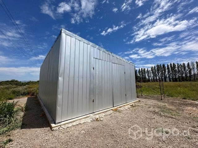 Arriendo de taller/bodega con corriente monofásica