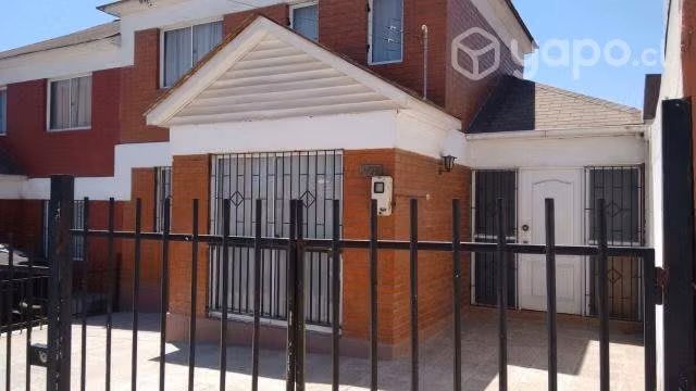 Arriendo por dias a 2 cuadras d playa la herradura