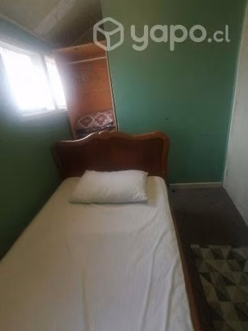 Arriendo pieza amoblada