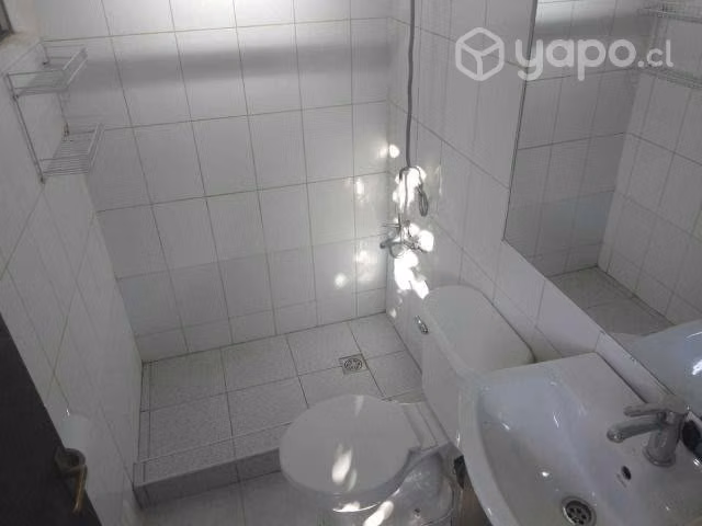 Casona 2 pisos 156m2 barrio cerrado en Macul