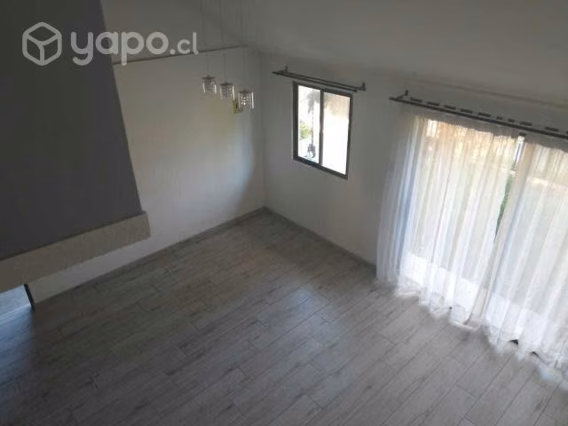 Casona 2 pisos 156m2 barrio cerrado en Macul