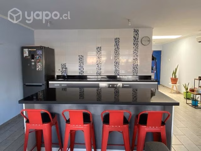 Se vende hostal ideal empresas