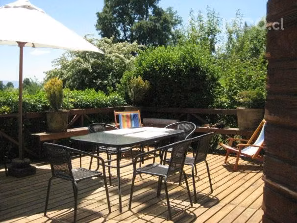 Amplia casa 14 pers. con piscina ideal 2 familias