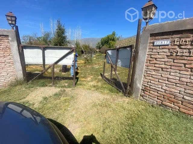 Se vende parcela en noviciado