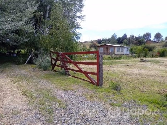 Vendo parcela con casa y servicios en quillon