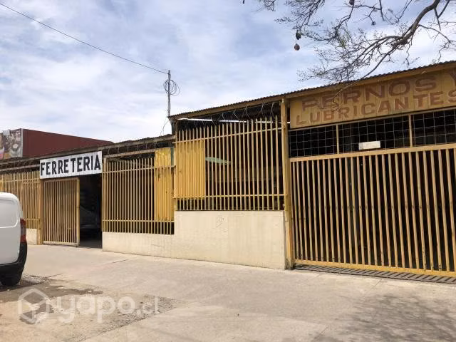 Se vende local comercial en Puente Alto