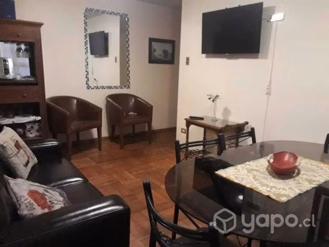 VIÑA DEL MAR: departamento amplio, central. Estacionamiento.