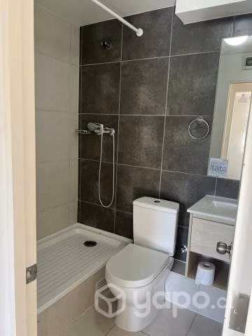 Se arrienda departamento nuevo edificio itata
