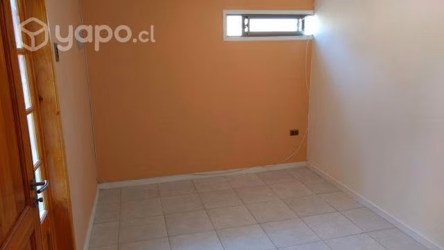Arriendo Depo. Interior Independiente a Srta Sola