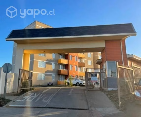 Arriendo departamento 2d1b condominio lomas del ca