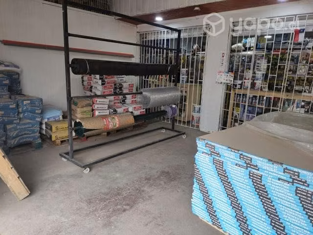 Se vende derecho de llaves ferretería